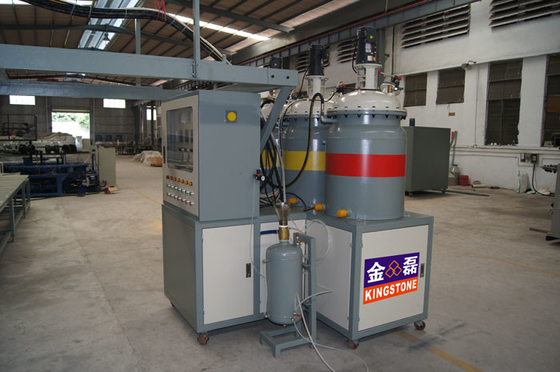 2 van het de Machineschuim van kleurensandals Pu Gietende het Afgietselmachines 300-400 Paren/Uur