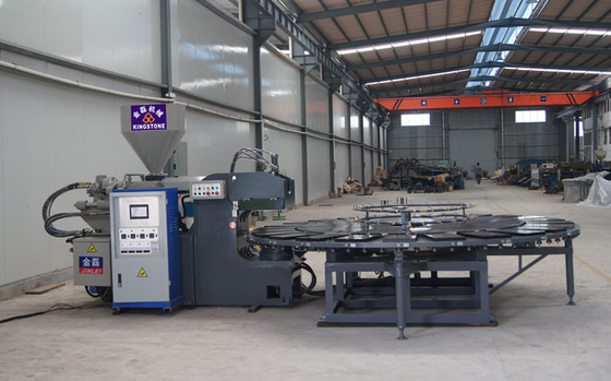 Ce-SGS het Certificatie Roterende Injectie Vormen Machine voor pp-Binnenzolen het Maken