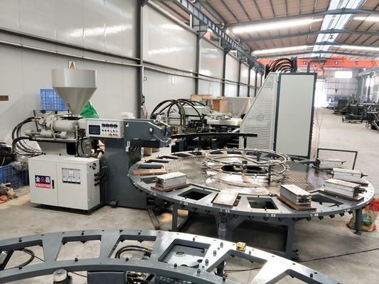 Roterend Plastic Afgietselschoeisel die Machine, Machine van het Schoen de Enige Afgietsel maken