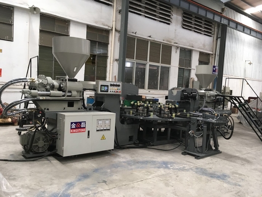 Dubbele Enige de Injectiemachine van Kleurenpvc voor het Maken van Outsole van Sportenschoenen