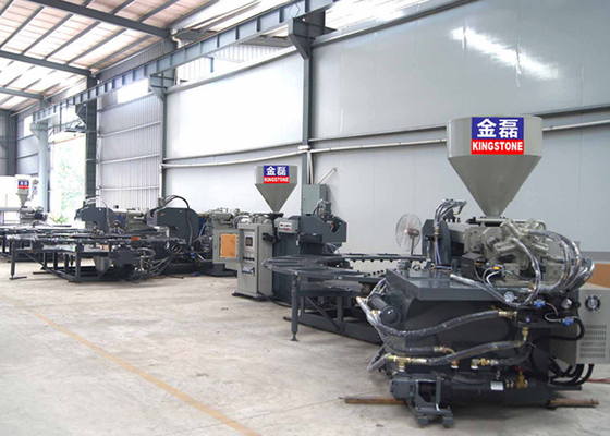Plastic de Schoeninjectie van pvc Materiële het Vormen Machine Dubbele Kleur